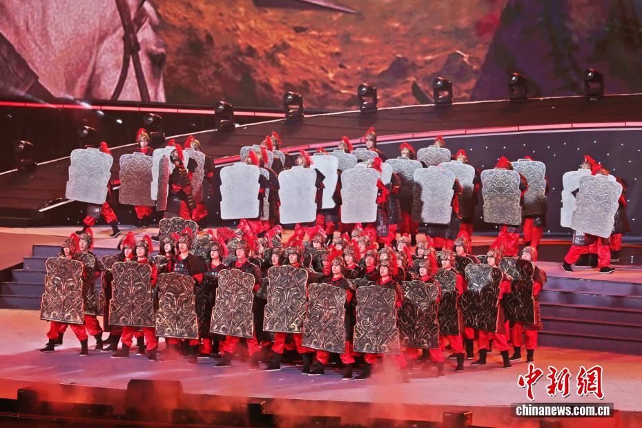 第16回中國(guó)長(zhǎng)江三峽國(guó)際観光フェスティバルが開幕　湖北省