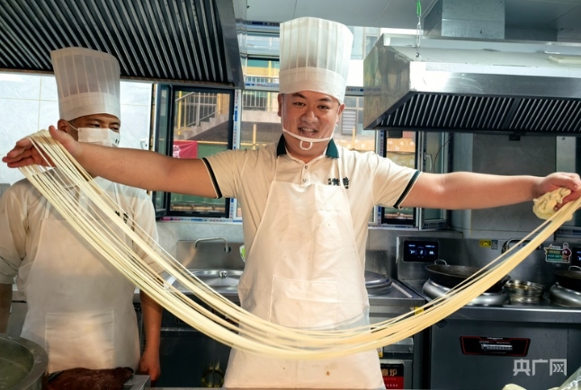 【新職業(yè)】蘭州牛肉拉麺職人　技術(shù)をマスターして生活を豊かに