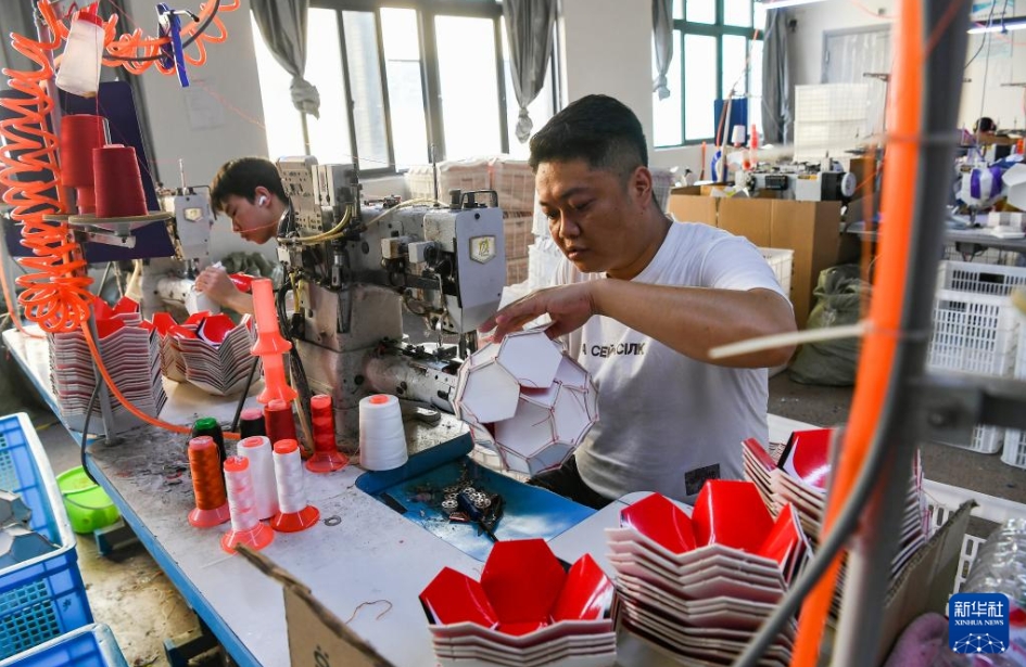 スポーツ用品の売れ行き好調(diào)　浙江省義烏