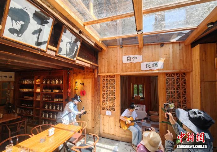 文化クリエイティブが農(nóng)村振興を後押し　福建省屏南古村