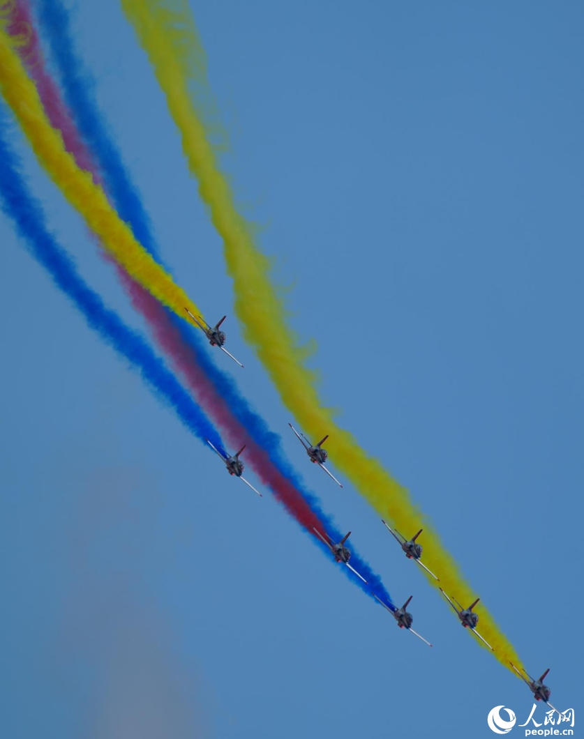 2025空軍航空開(kāi)放イベント?長(zhǎng)春航空ショーのランスルーを?qū)g施
