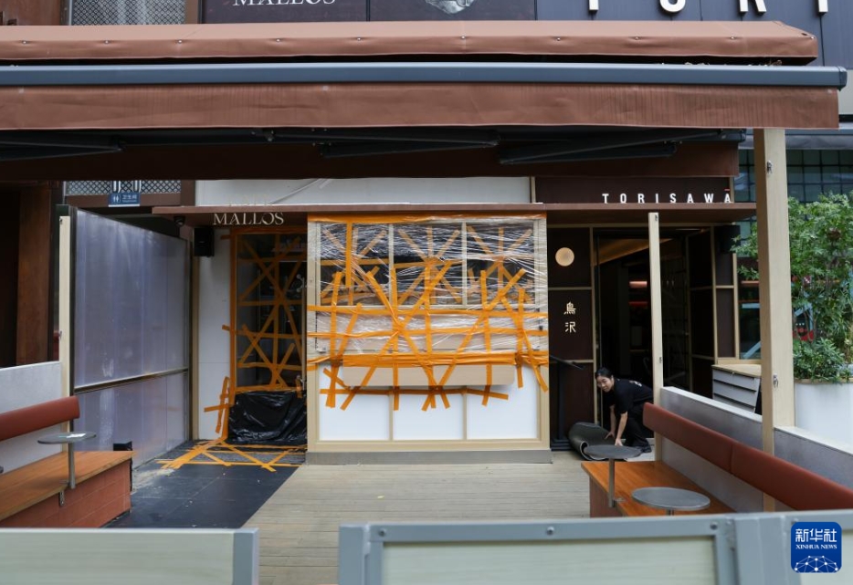 猛烈な臺(tái)風(fēng)18號(hào)が間もなく広東省深センに上陸へ　26萬(wàn)人が避難