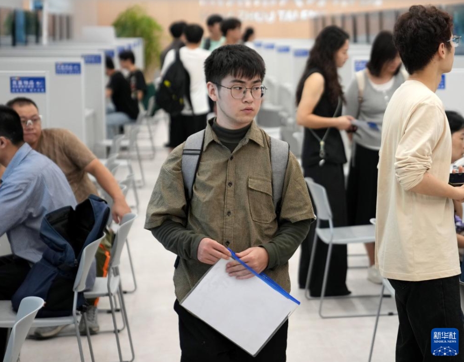 求職者を支援する秋季就職フェア　浙江省杭州