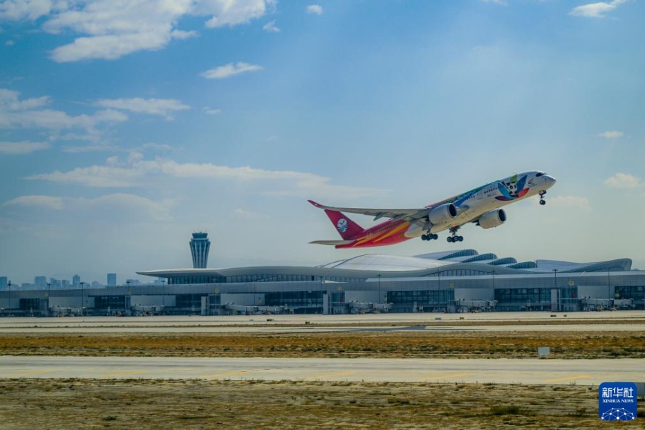 ユーラシアと繋がる立體ルートを形成する新疆