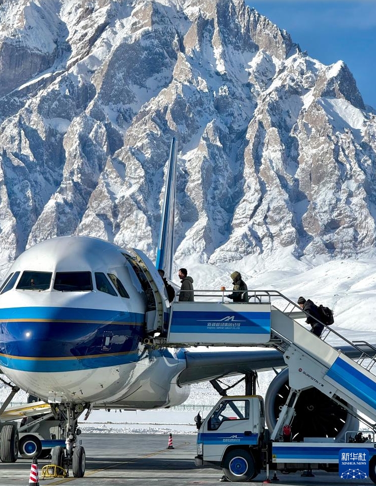 ユーラシアと繋がる立體ルートを形成する新疆