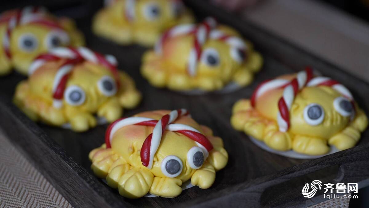 山東省日照市で「中秋節(jié)」に食べる飾り蒸しパンが人気に