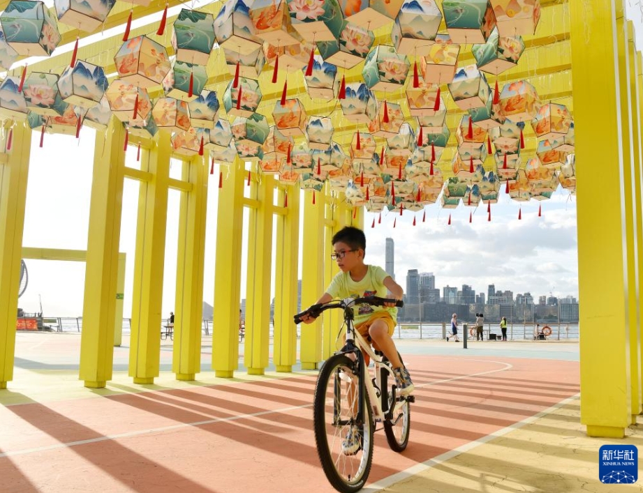 國慶節(jié)と中秋節(jié)を祝うランタン　香港特區(qū)