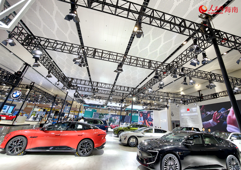 人気の車種の新エネ車や先端技術(shù)が海南省でお披露目