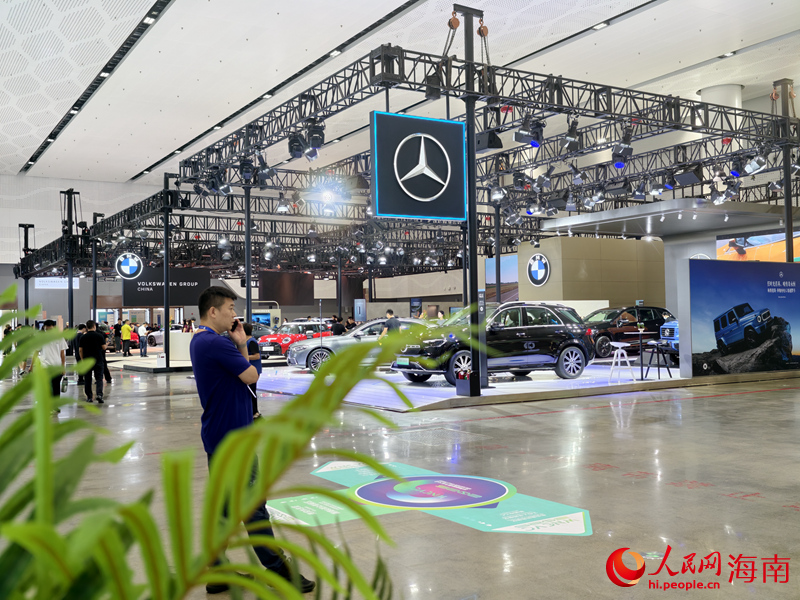 人気の車種の新エネ車や先端技術(shù)が海南省でお披露目