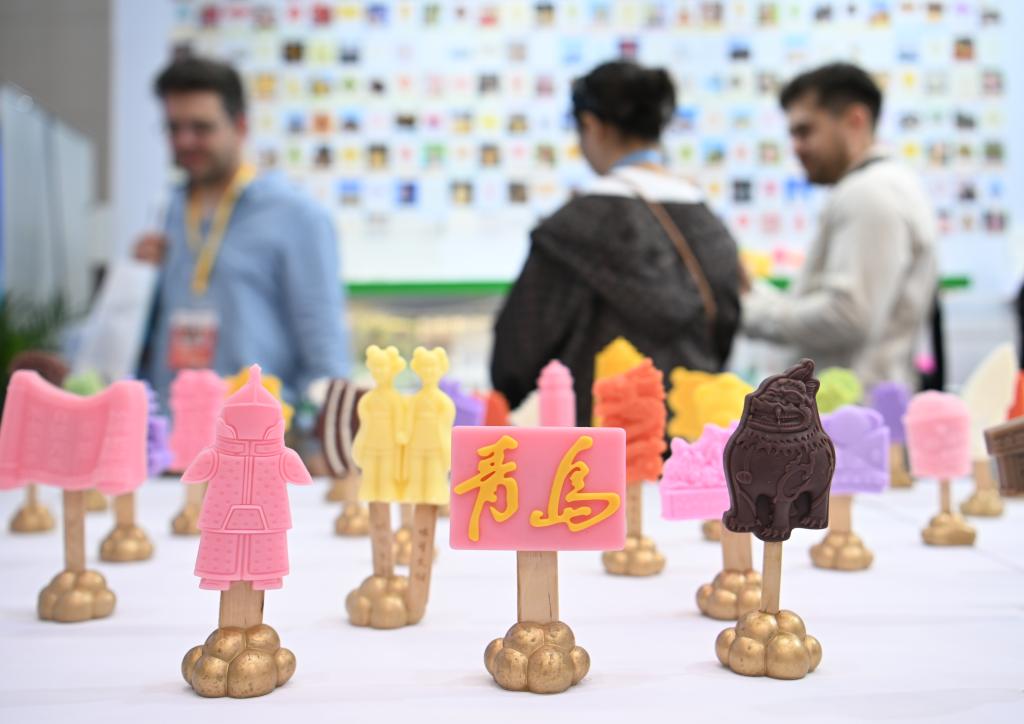 天津梅江國際エキシビションセンターで撮影したさまざまなタイプの文化クリエイティブアイスの型（9月24日撮影?孫凡越）。