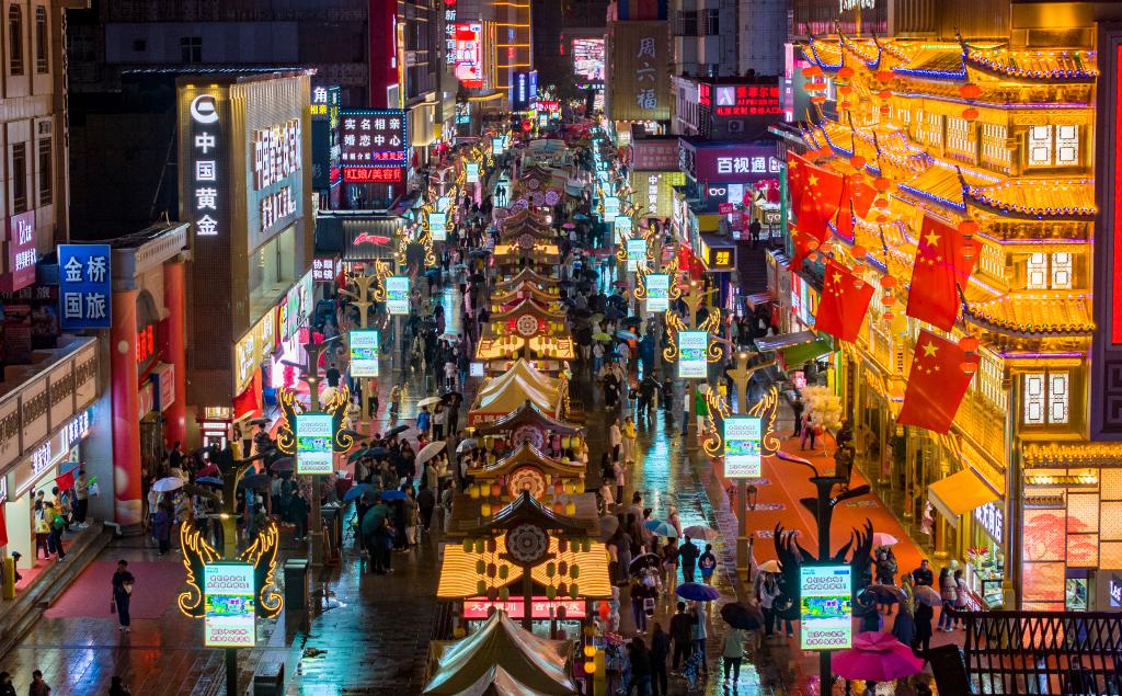 國慶節(jié)と中秋節(jié)の8連休で解き放たれた消費(fèi)のポテンシャル