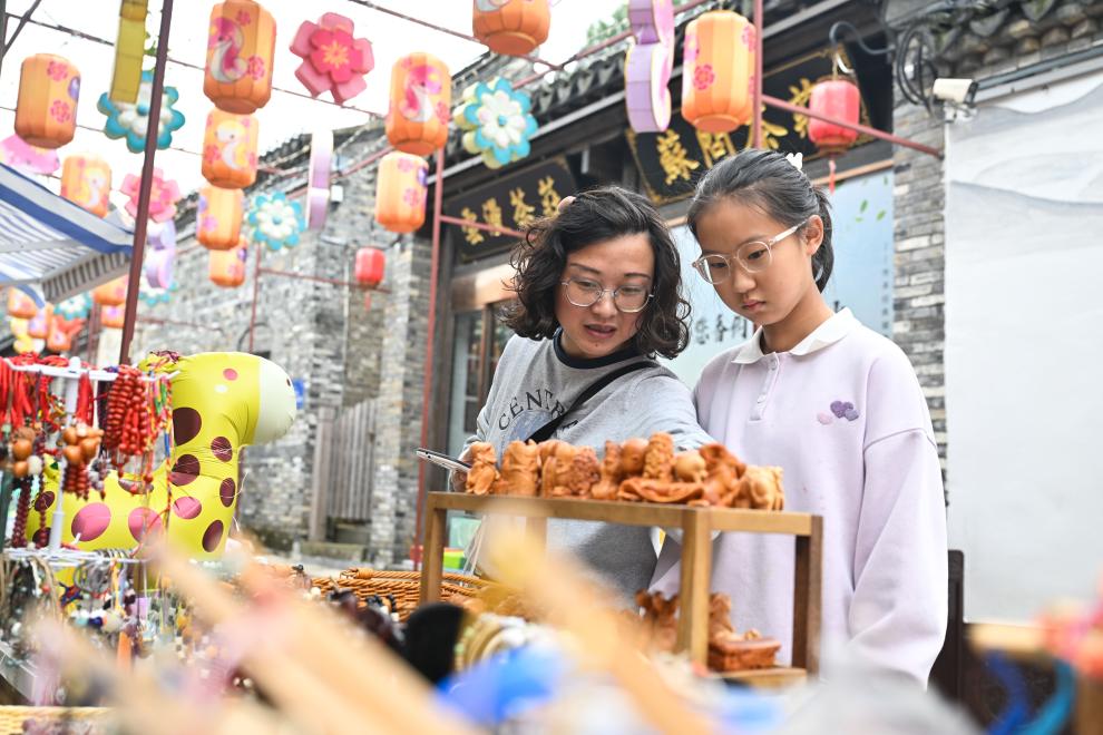 國慶節(jié)と中秋節(jié)の8連休で解き放たれた消費のポテンシャル