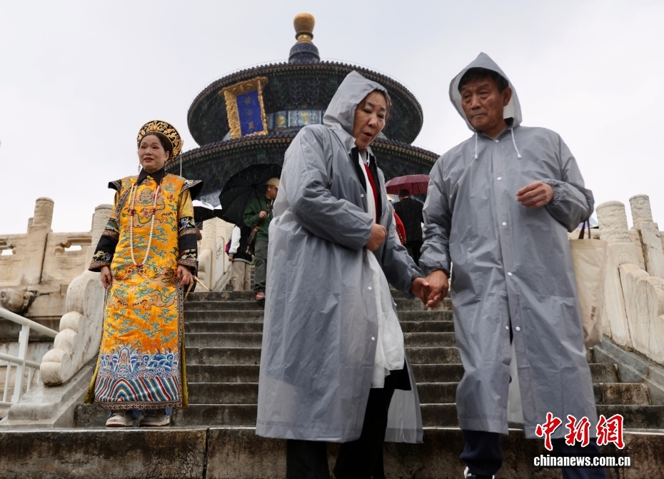 中國の8連休に北京全市の公園を訪れた人の數(shù)が延べ1382.96萬人に　トップは天壇公園