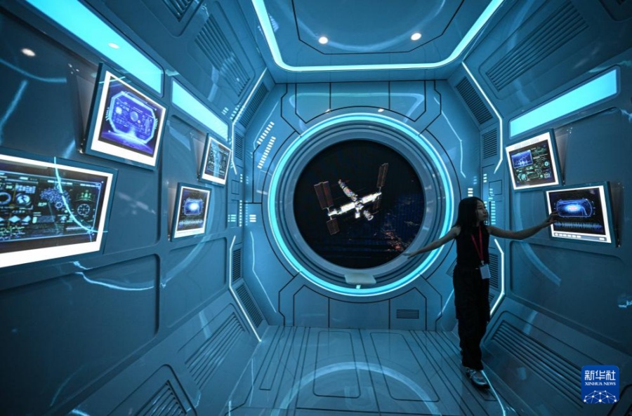 文昌宇宙科學教育センターが改修工事