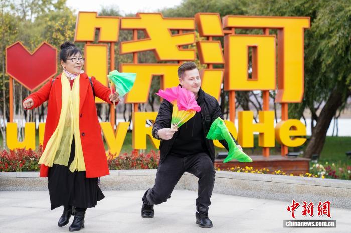 饒河で越境消費(fèi)がますます盛んに　黒竜江省