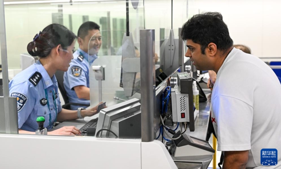 今年、海南省から出入國(guó)した人の數(shù)が延べ200萬(wàn)人を突破