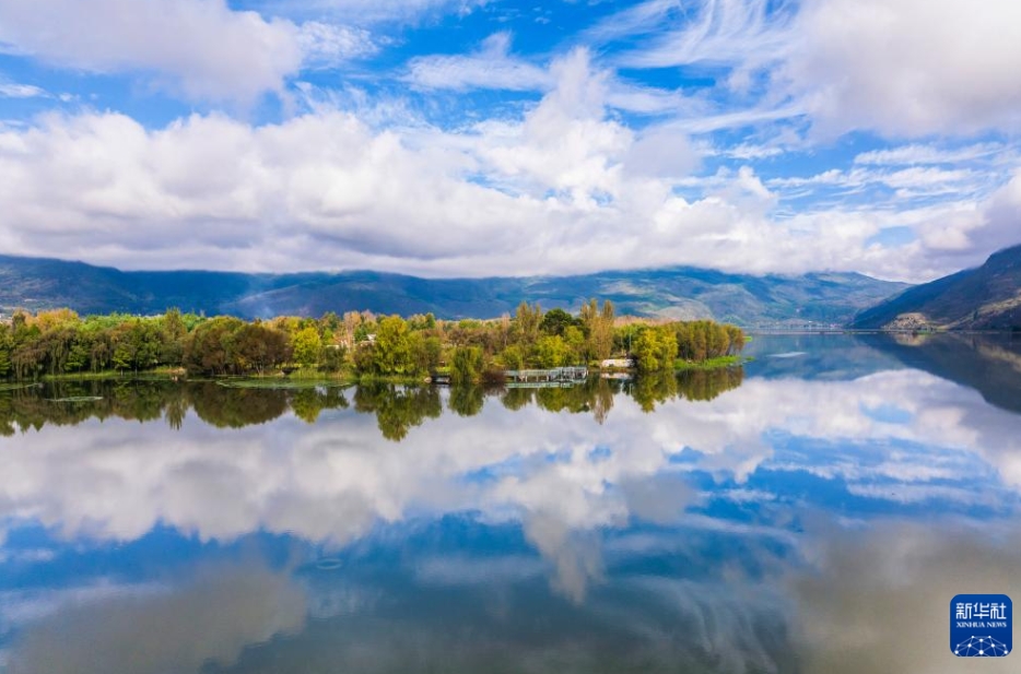 中國各地で彩り豊かな秋の到來
