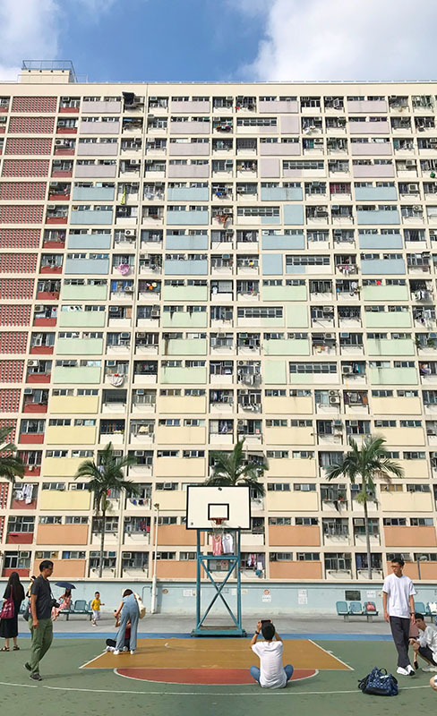 香港の虹色団地