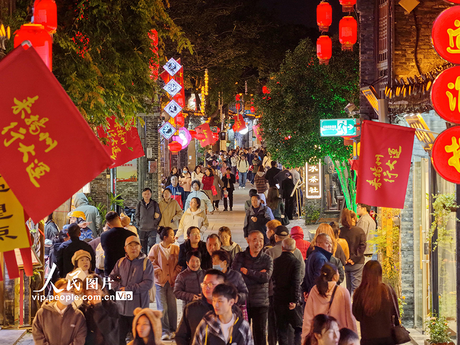 文化的な景観を明るく照らすナイトタイムエコノミー　江蘇省揚(yáng)州