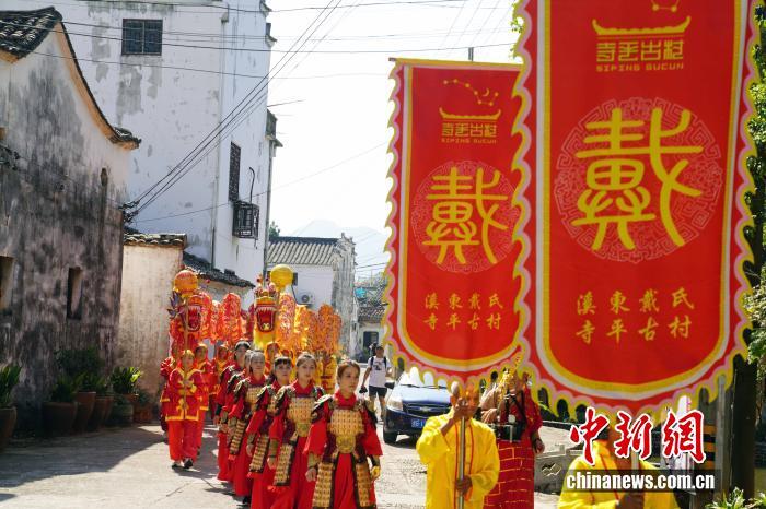 観光客を魅了する浙江省金華の多彩な文化?観光體験