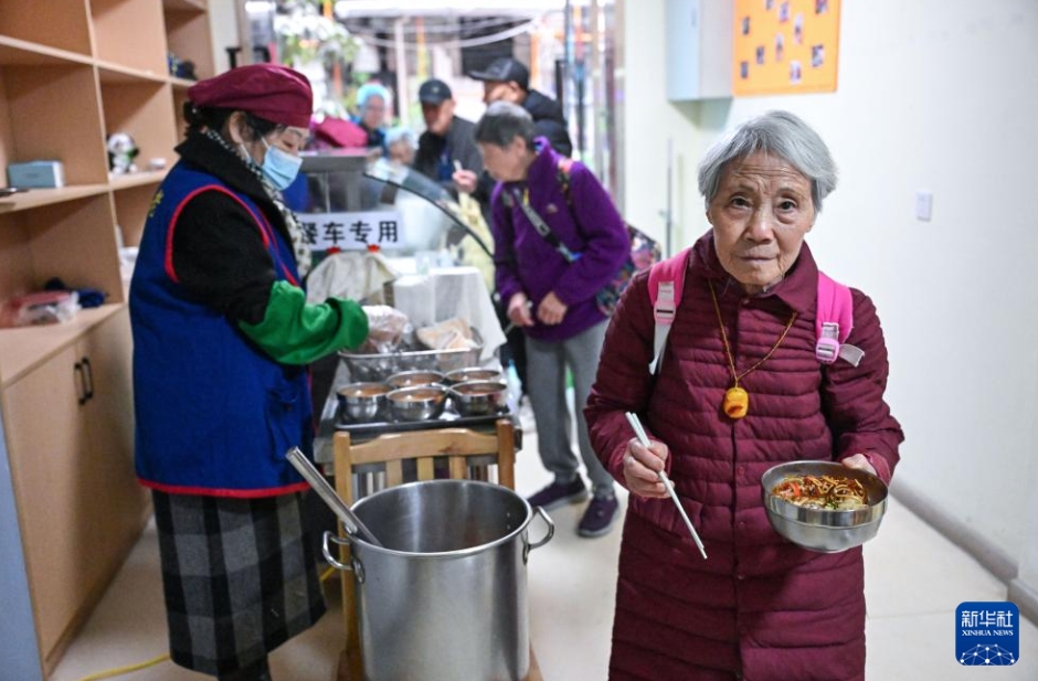 生活に困難を抱える高齢者に無料晝食サービスを提供　貴州省貴陽