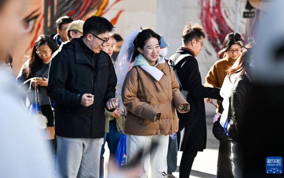 ウエディングの新しいカタチ、結(jié)婚衣裝レース　天津