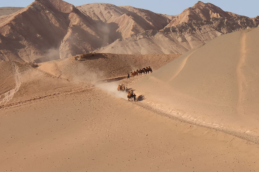 火焔山を駆ける