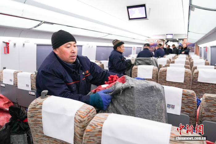 哈爾浜鉄道が「ダブル11」ネット通販イベントのピーク対応貨物輸送を開(kāi)始　黒竜江省