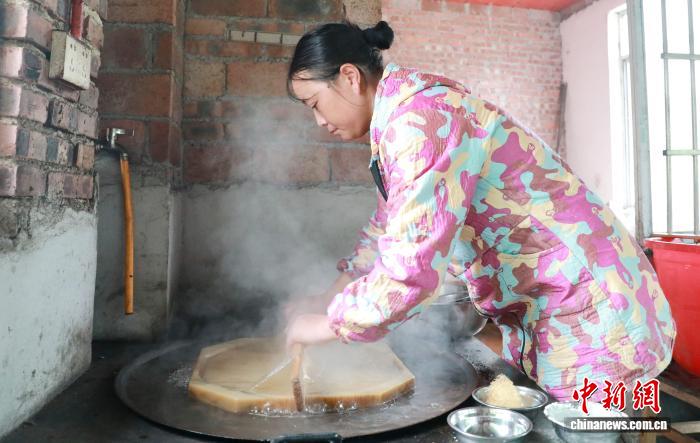 まもなく立冬、天日干し作業(yè)もピークに　広西?三江侗郷