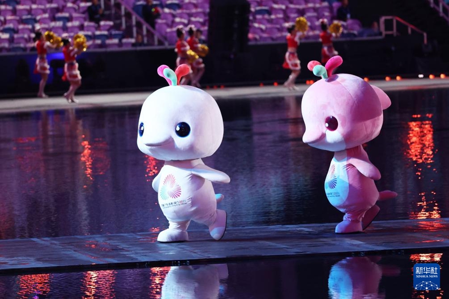 第15回全國運動會の開會式が広東省広州で開催