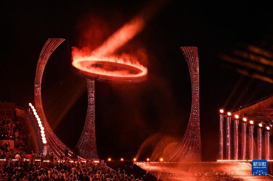 第15回全國運動會の開會式が広東省広州で開催