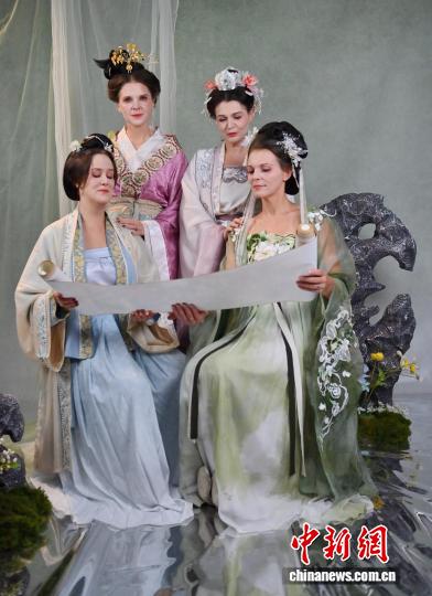 外國人観光客にも人気集める漢服撮影　吉林省長春