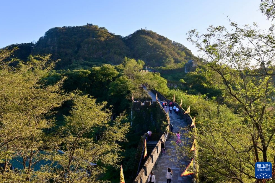 沿道の発展を促す「國境の道路」G331號線