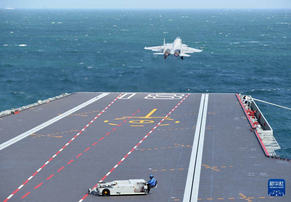 空母「福建」が就役後初の海上実戦訓(xùn)練を?qū)g施