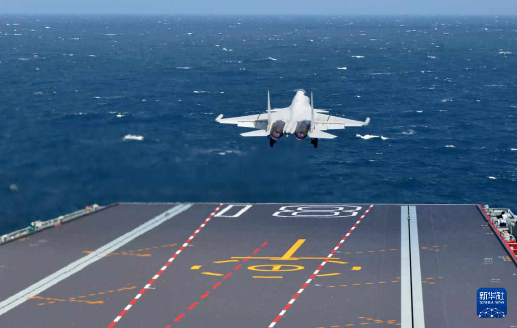 空母「福建」が就役後初の海上実戦訓(xùn)練を?qū)g施