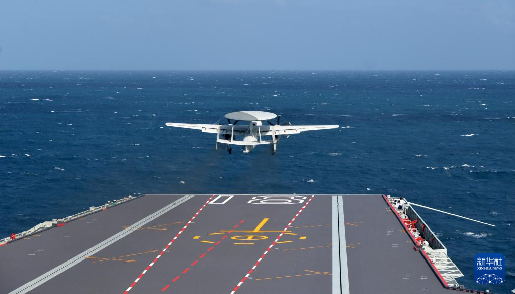 空母「福建」が就役後初の海上実戦訓(xùn)練を?qū)g施