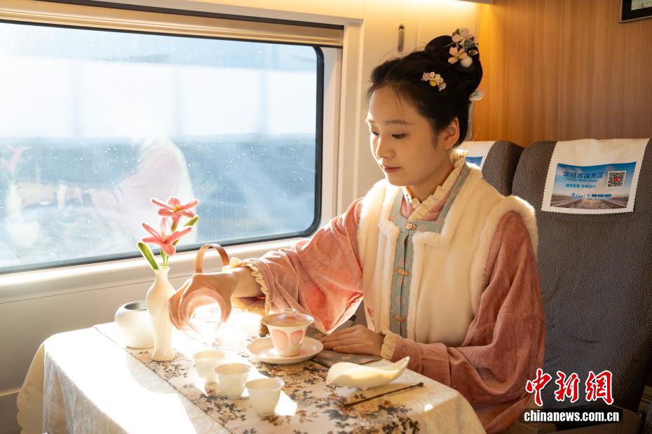 杭衢高速鉄道が試運(yùn)転スタート　年末に開通?営業(yè)の見込み　浙江省