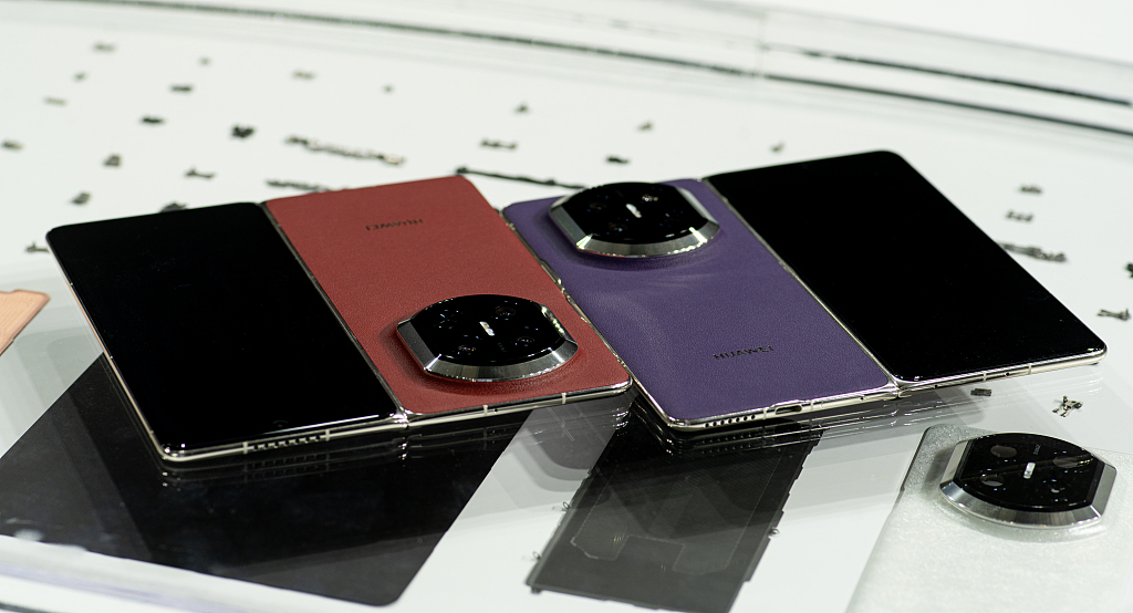 次世代折りたたみスマホ「Mate X7」（畫像著作権はCFP視覚中國所有のため転載禁止）