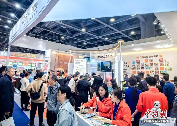 広州で開幕した第11回中國(guó)國(guó)際老齢産業(yè)博覧會(huì)の様子。畫像提供?広東省民政庁