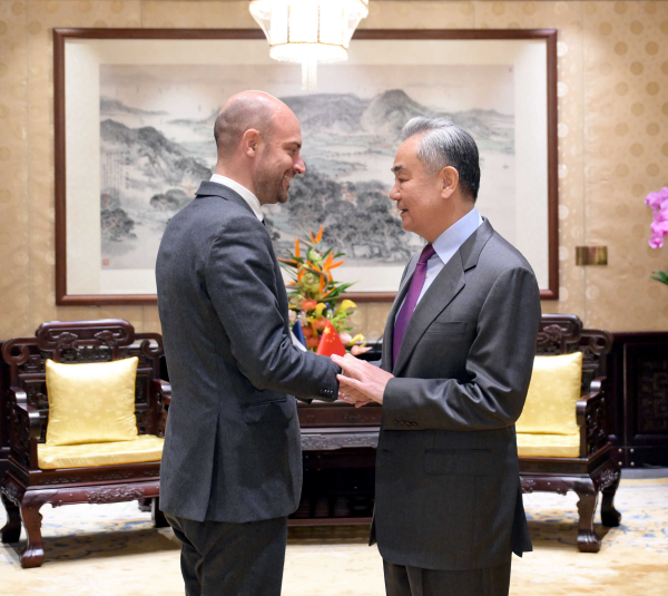 中仏外相が會(huì)談