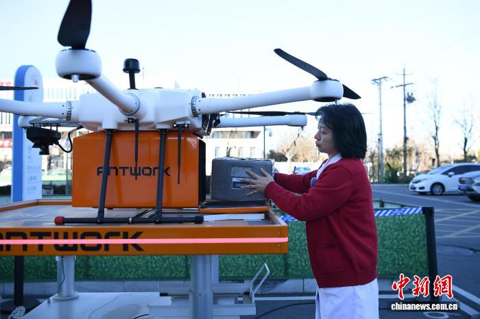 天津市初の定期ドローン血液配送ルート開通