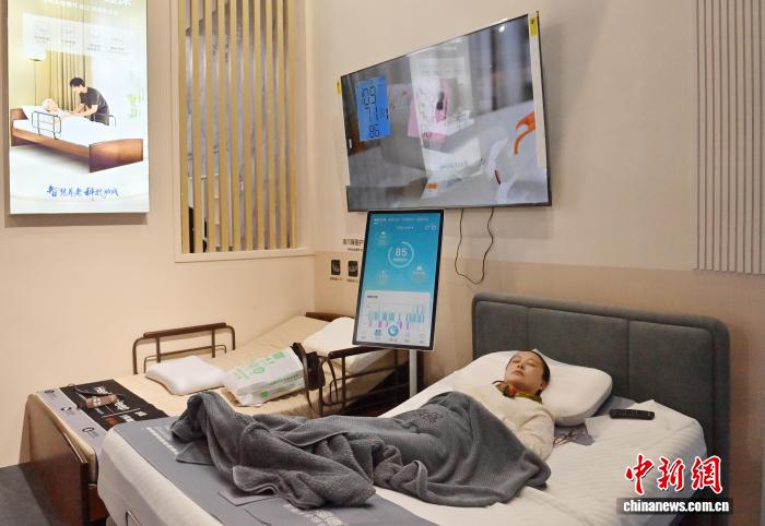 市民がAI中醫(yī)學(xué)とスマートライフを體験　吉林省長春