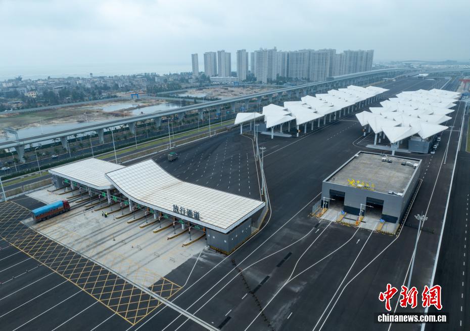 全島の「封関運(yùn)営」開始控え、総合訓(xùn)練を?qū)g施する海南自由貿(mào)易港