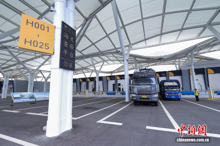 全島の「封関運(yùn)営」開始控え、総合訓(xùn)練を?qū)g施する海南自由貿(mào)易港