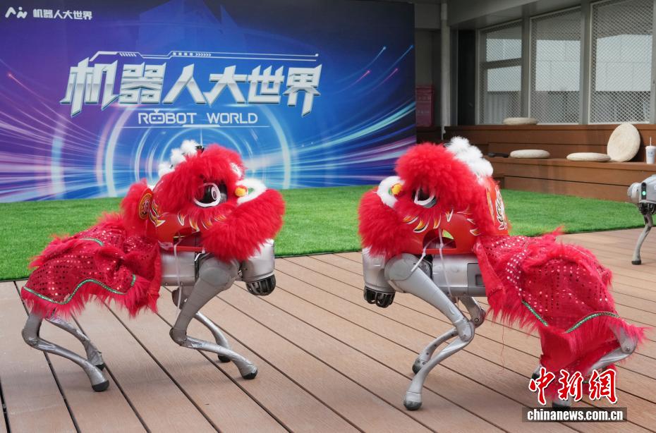 中國初のエンボディドAIロボット大型販売店が四川省成都市にオープン