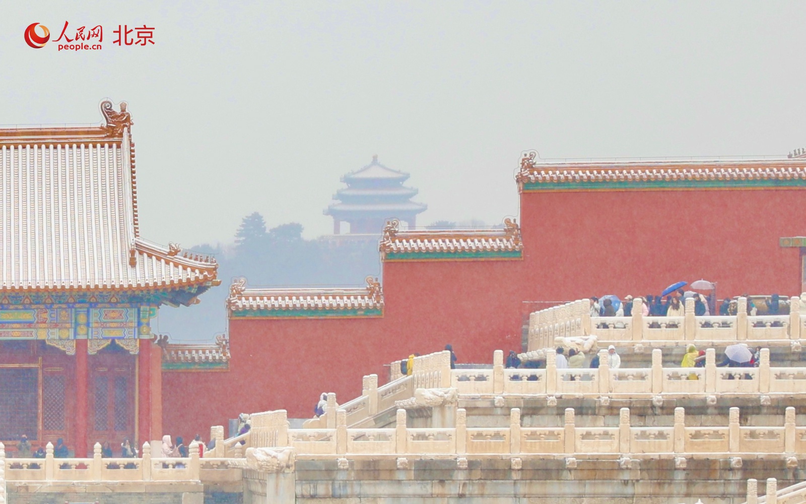 北京で今冬初の降雪、故宮に雪景色広がる