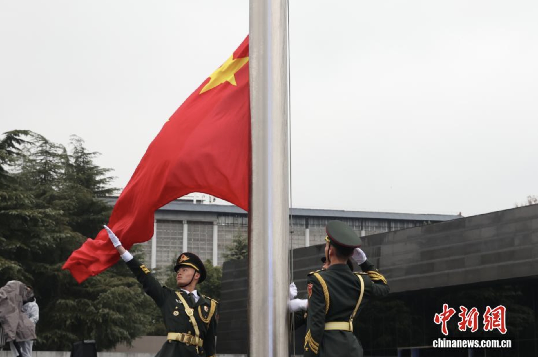 南京大虐殺犠牲者國家追悼式典の會場の様子（撮影?泱波）。