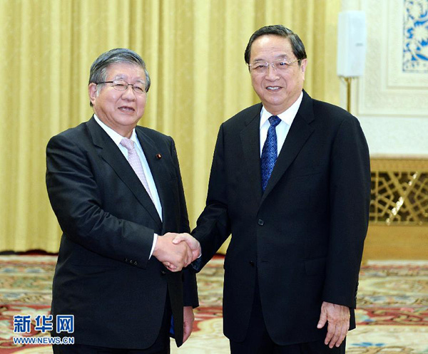 兪正聲全國政協(xié)主席は橫路孝弘前衆(zhòng)議院議長と北京で會(huì)見