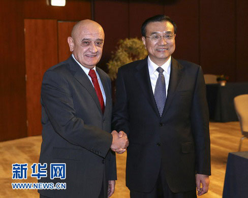 Ԏܥ˥إĥӥʤΥ٥ХȲi