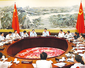 「八項(xiàng)規(guī)定」発表から半年　中共の作風(fēng)改善のプロセスを整理